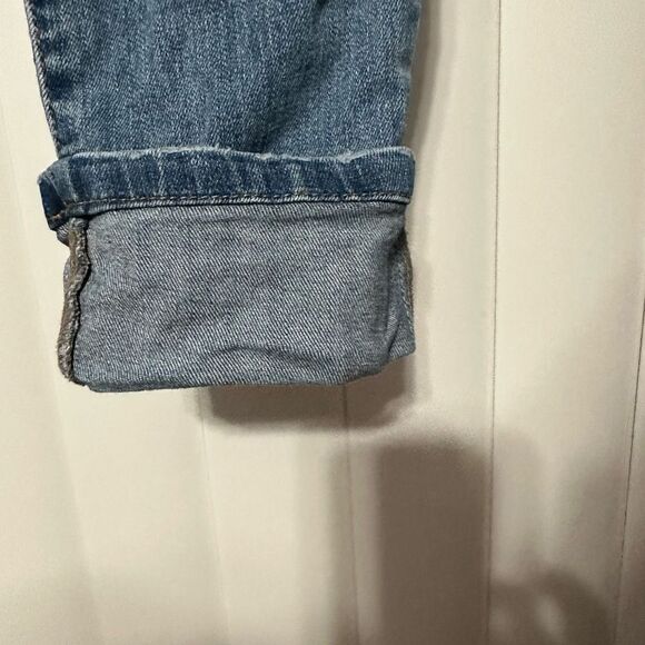 Universal Thread light wash distressed jeans with cuffs - Picture 4 of 8